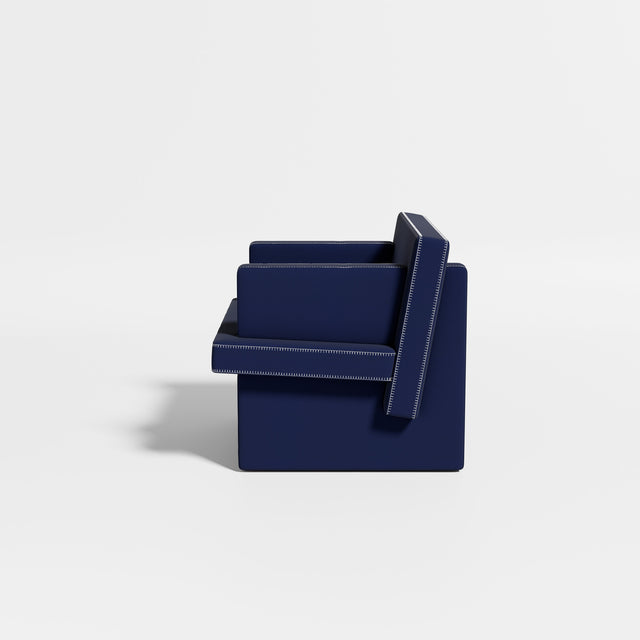 August Armchair | Upholstered | Designed by Gibson Karlo | Design By Them ** Kvadrat Hero 0782