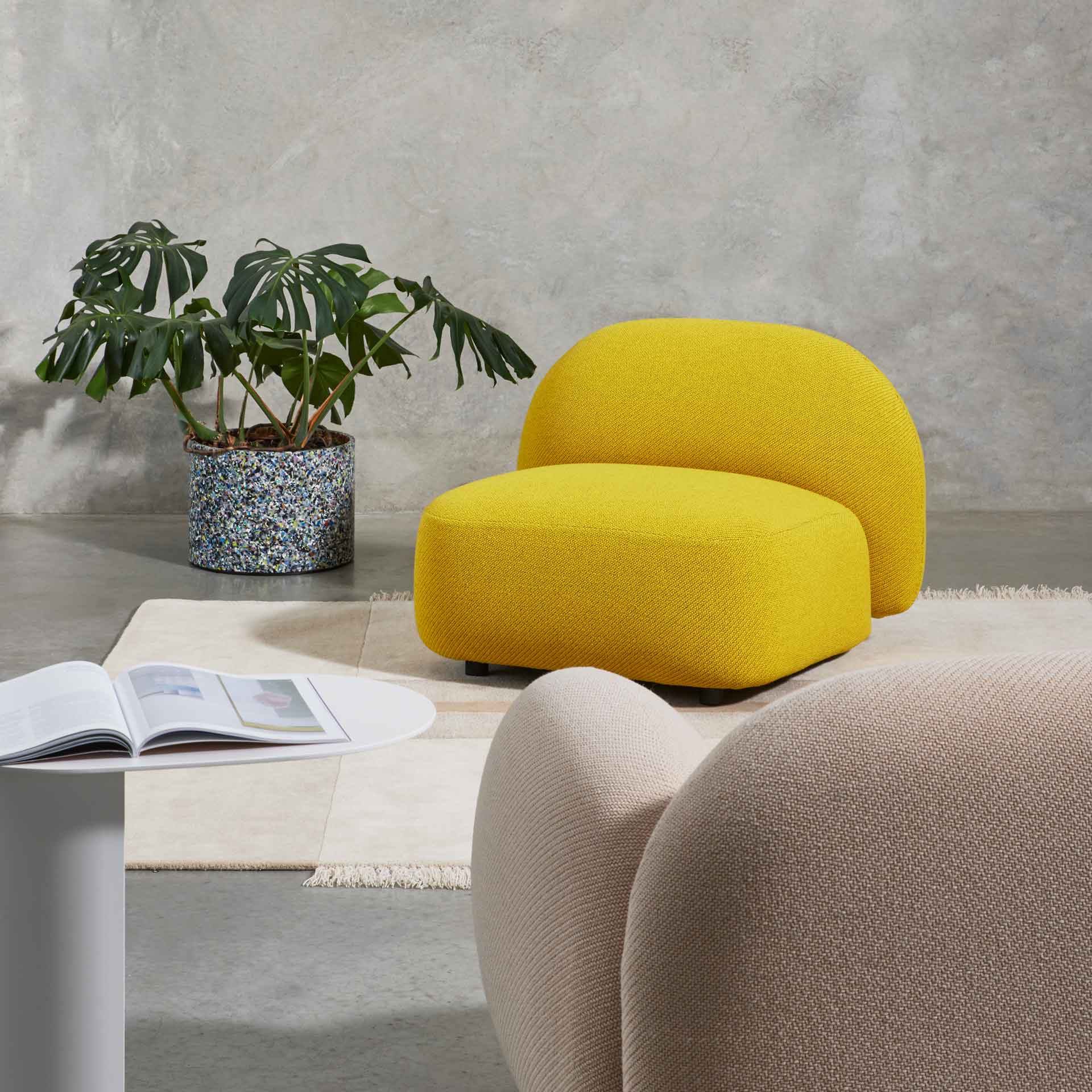Sundae Seat | Upholstery | Jason Ju for DesignByThem ** HF7 Coda 2 - 0410
