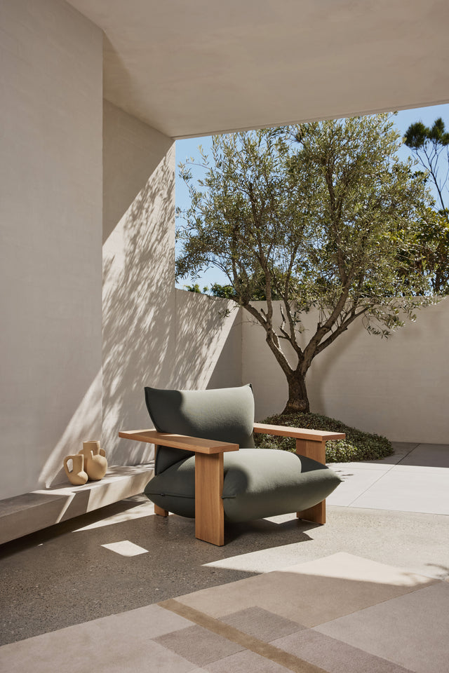 Press Armchair | Designed by Studio Truly Truly | Lounges & Armchairs | Design By Them