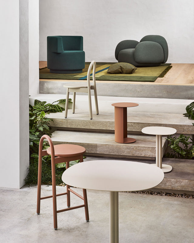 Twill Pedestal Table by Gibson Karlo | Dining Table | DesignByThem | Gallery