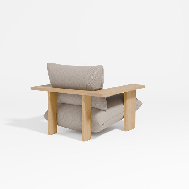 Press Armchair | Designed by Studio Truly Truly | Lounges & Armchairs | Design By Them ** Maharam Merit 0028