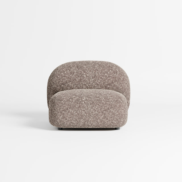 Sundae Seat | Upholstered | Designed by Jason Ju | DesignByThem ** Kvadrat Zero 0009