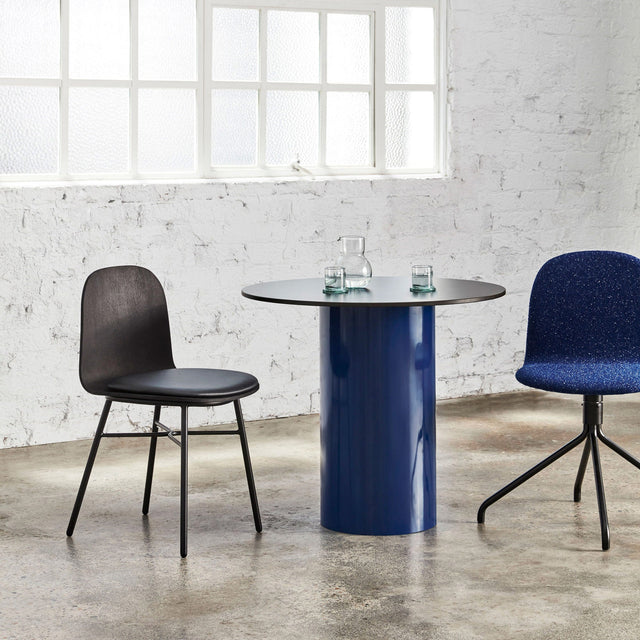 Dial Table Custom Navy with Potato Chairs | Pedestal Indoor Outdoor Round Table | DesignByThem | Gallery