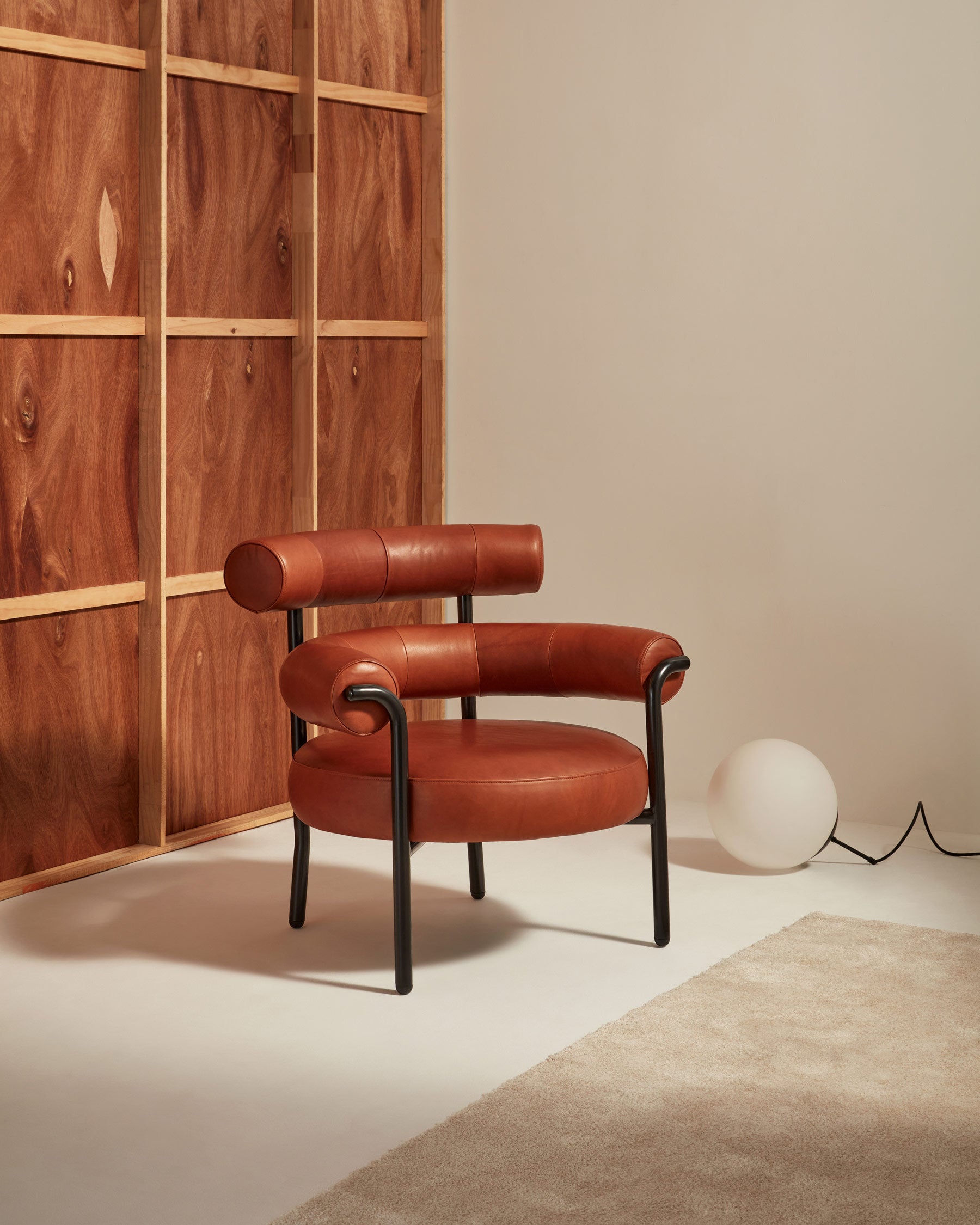 Olio Armchair by Christina Bricknell and Gibson Karlo | Round Upholstered Chair Steel Frame | DesignByThem ** Custom Leather Ranchero - Nuss
