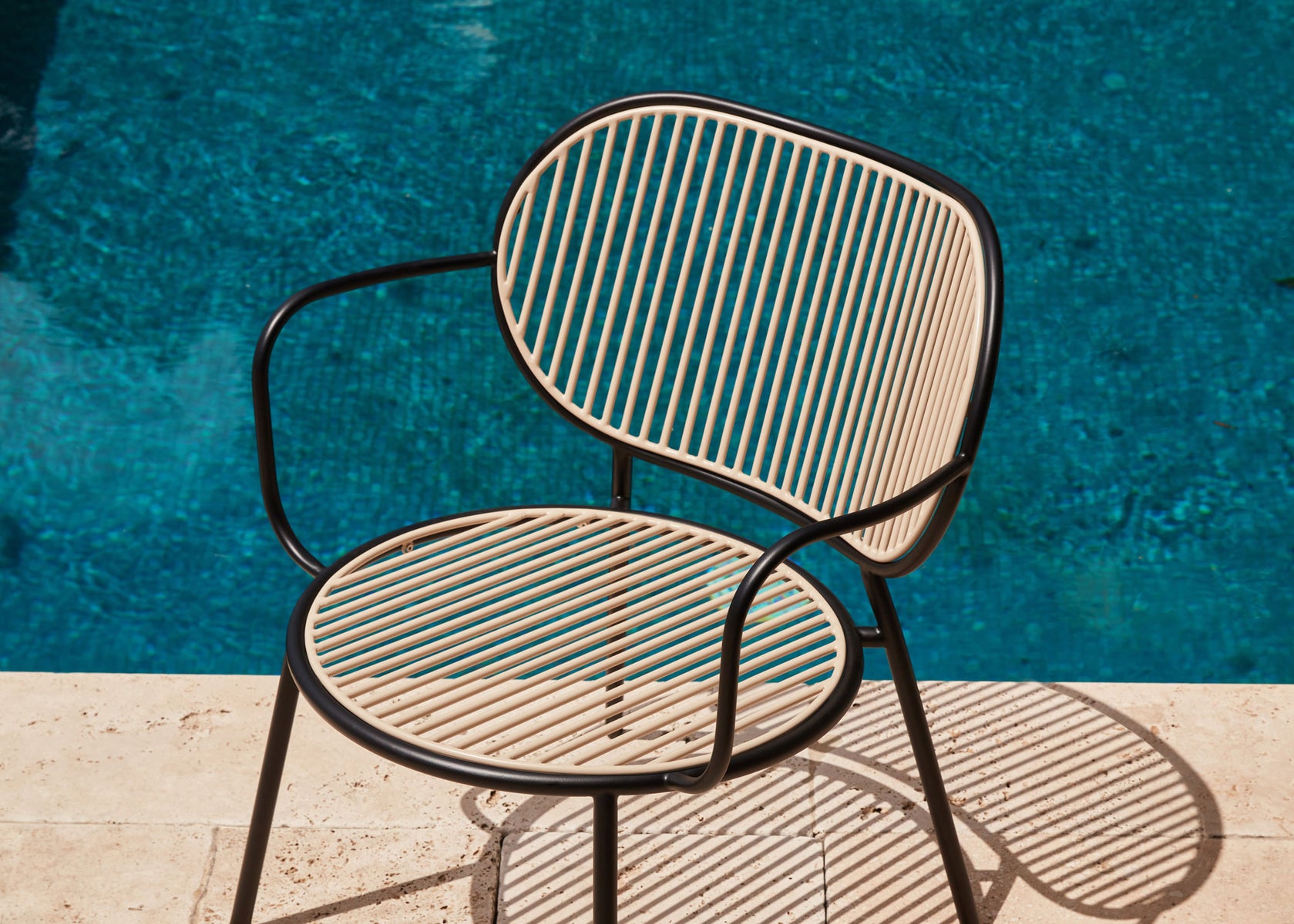 Piper Lounge Chair | Stainless Steel Outdoor Furniture | Gibson Karlo | DesignByThem | Gallery