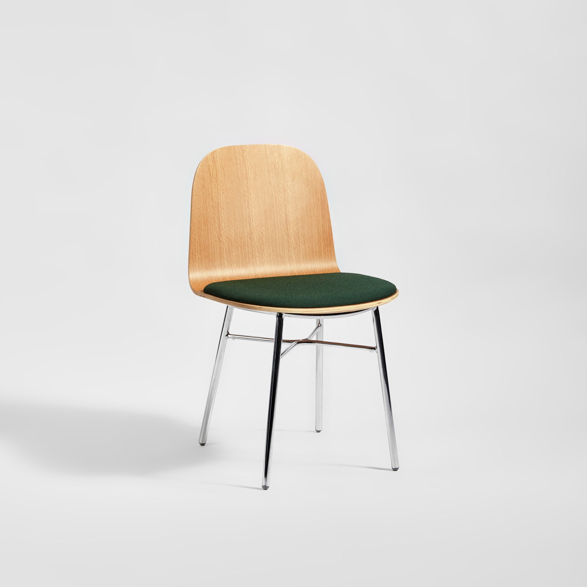 Potato Chair Oak with Seat Pad | Dining Chair | Gibson Karlo | DesignByThem ** HF3 - Kvadrat Hero Heather 0973
