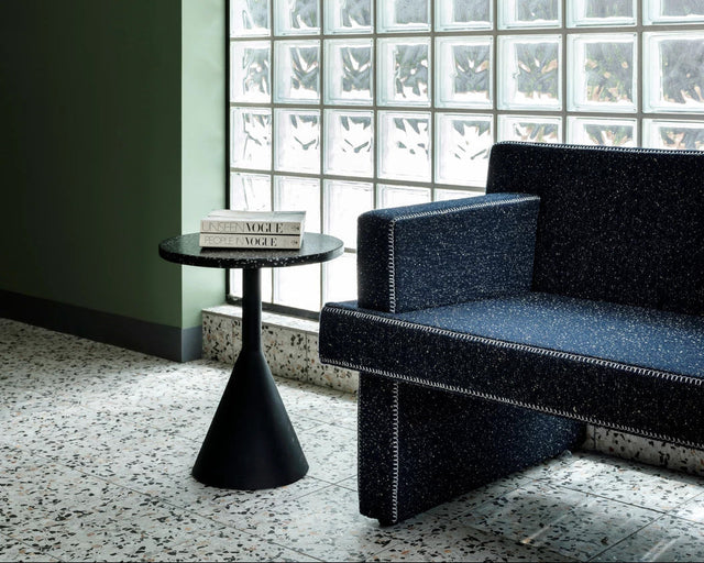 UKO Marrickville, Mostaghim, NSW