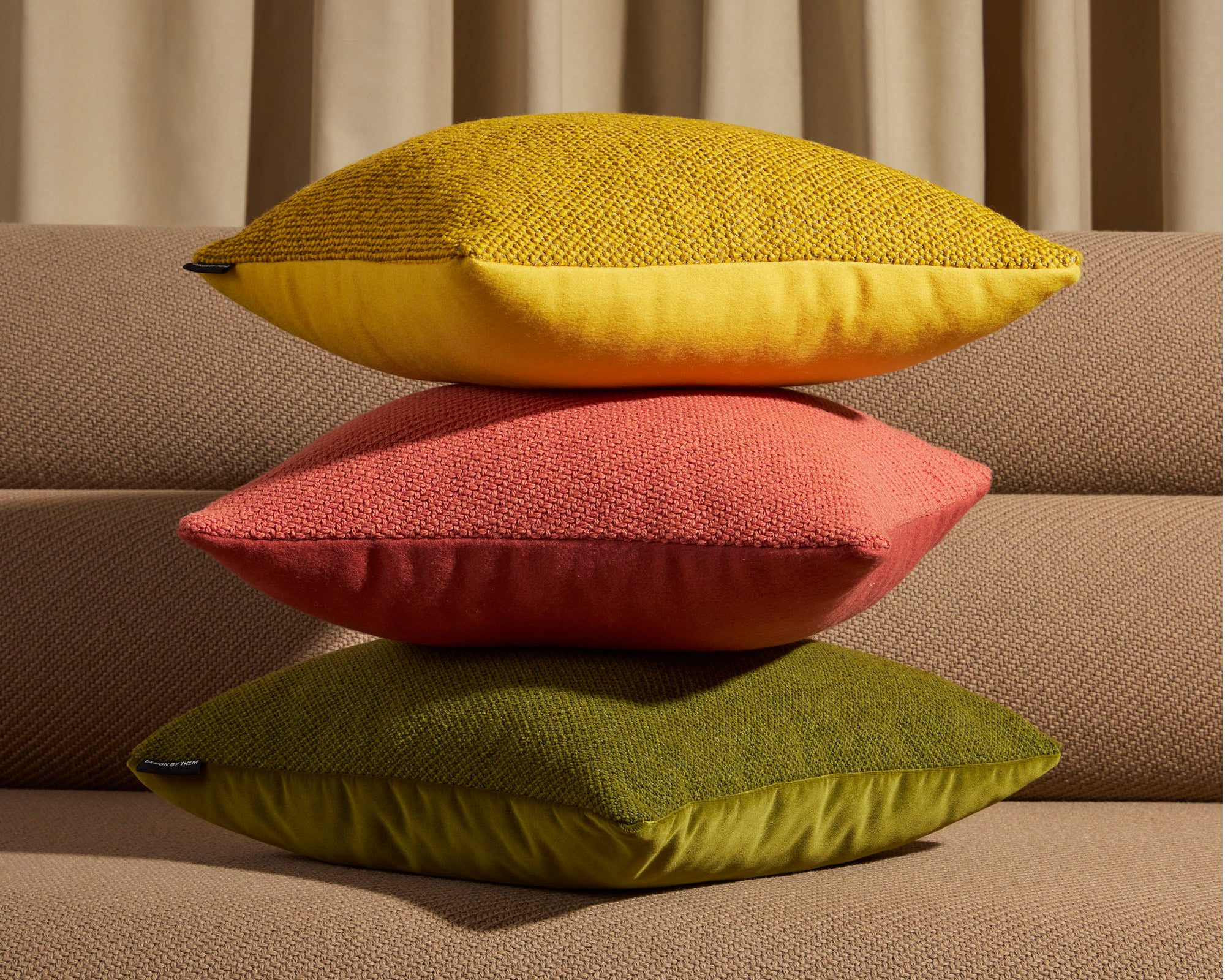 Flip Cushion | Accessories | Double-Sided Upholstery | Olive, Pink and Yellow | Gibson Karlo | Design By Them