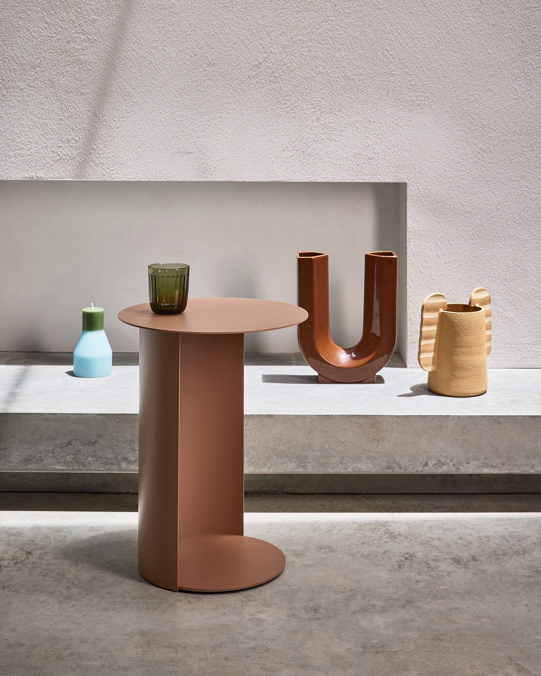 Felix Vase by Rhys Cooper | Stoneware Vase | DesignByThem | Gallery