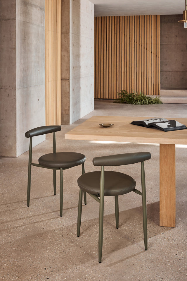 Swage Chair | Angus Easthope | DesignByThem | Gallery