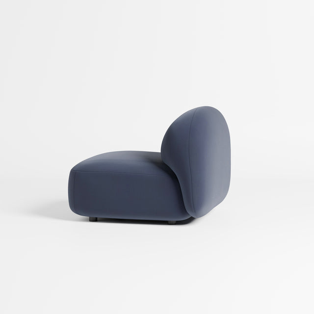 Sundae Seat | Upholstered | Designed by Jason Ju | DesignByThem ** Kvadrat Fabrik Gentle 2 0783