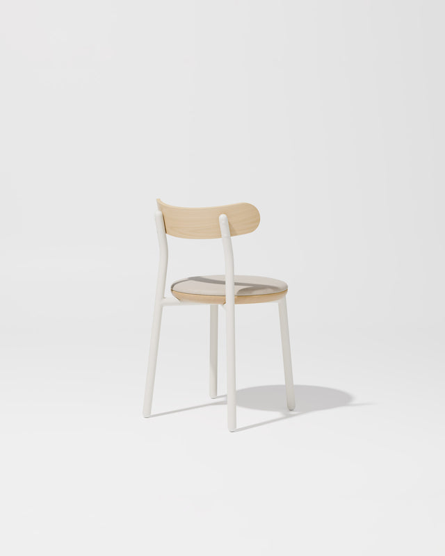 Them Chair - Upholstered | Gibson Karlo | DesignByThem ** Maharam Merit 030 / Soft White