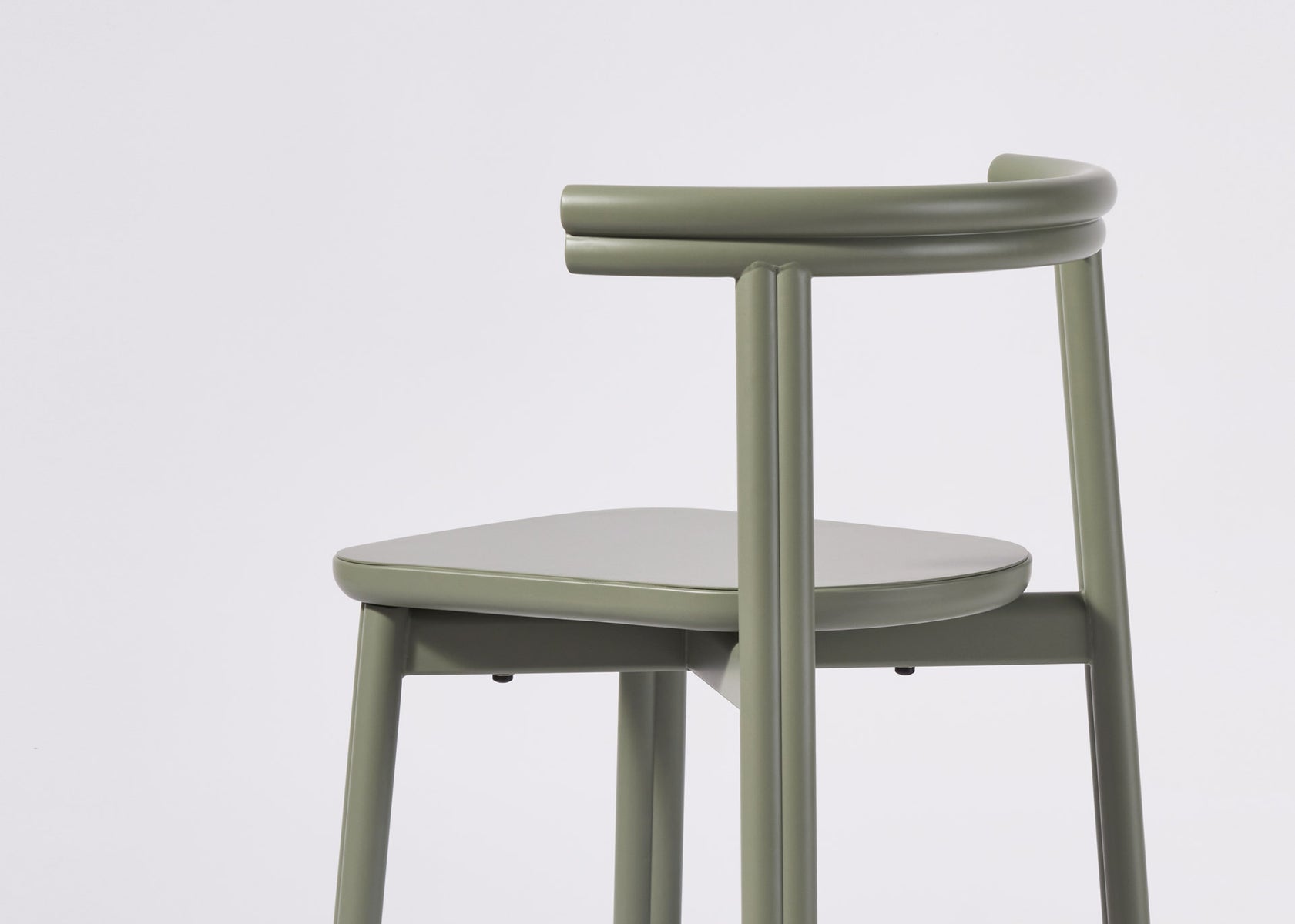 Twill Metal Chair | Stacking Metal Dining Seat | Gibson Karlo | DesignByThem | Gallery