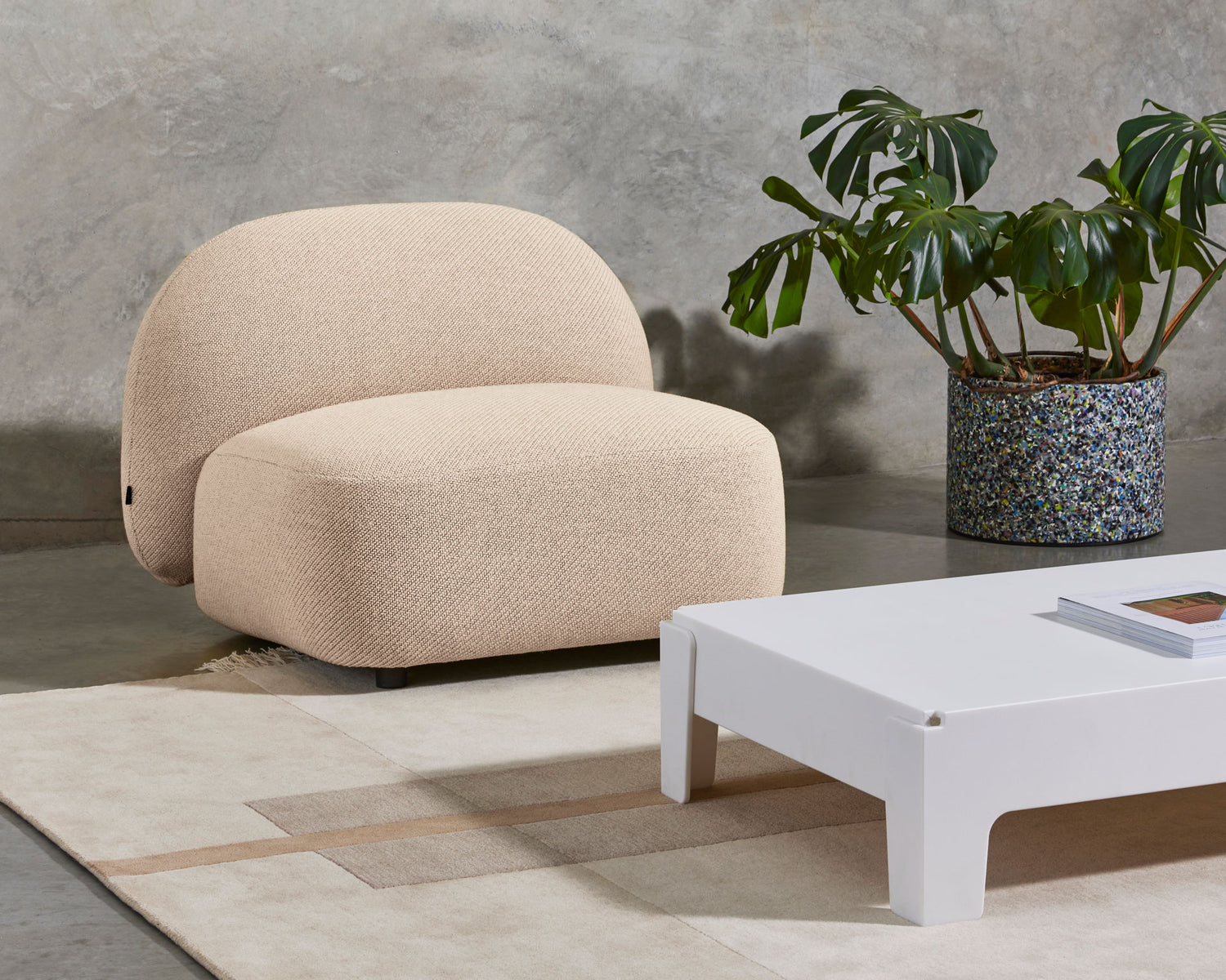 Sundae Seat | Upholstery | Jason Ju for DesignByThem | Gallery