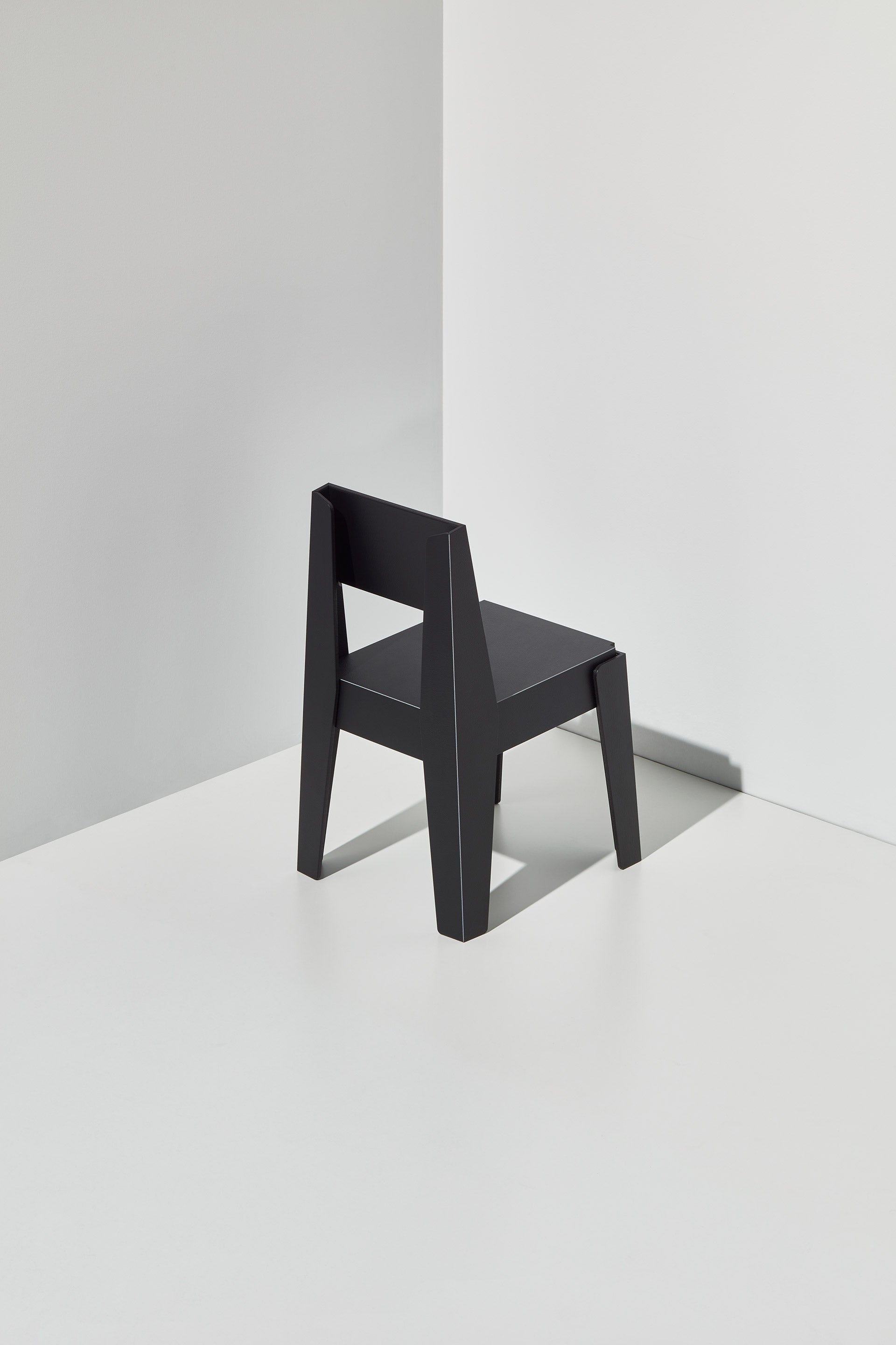 Black Butter Chair | 80% Recycled Plastic Indoor Outdoor Furniture | Nicholas Karlovasitis & Sarah Gibson | DesignByThem