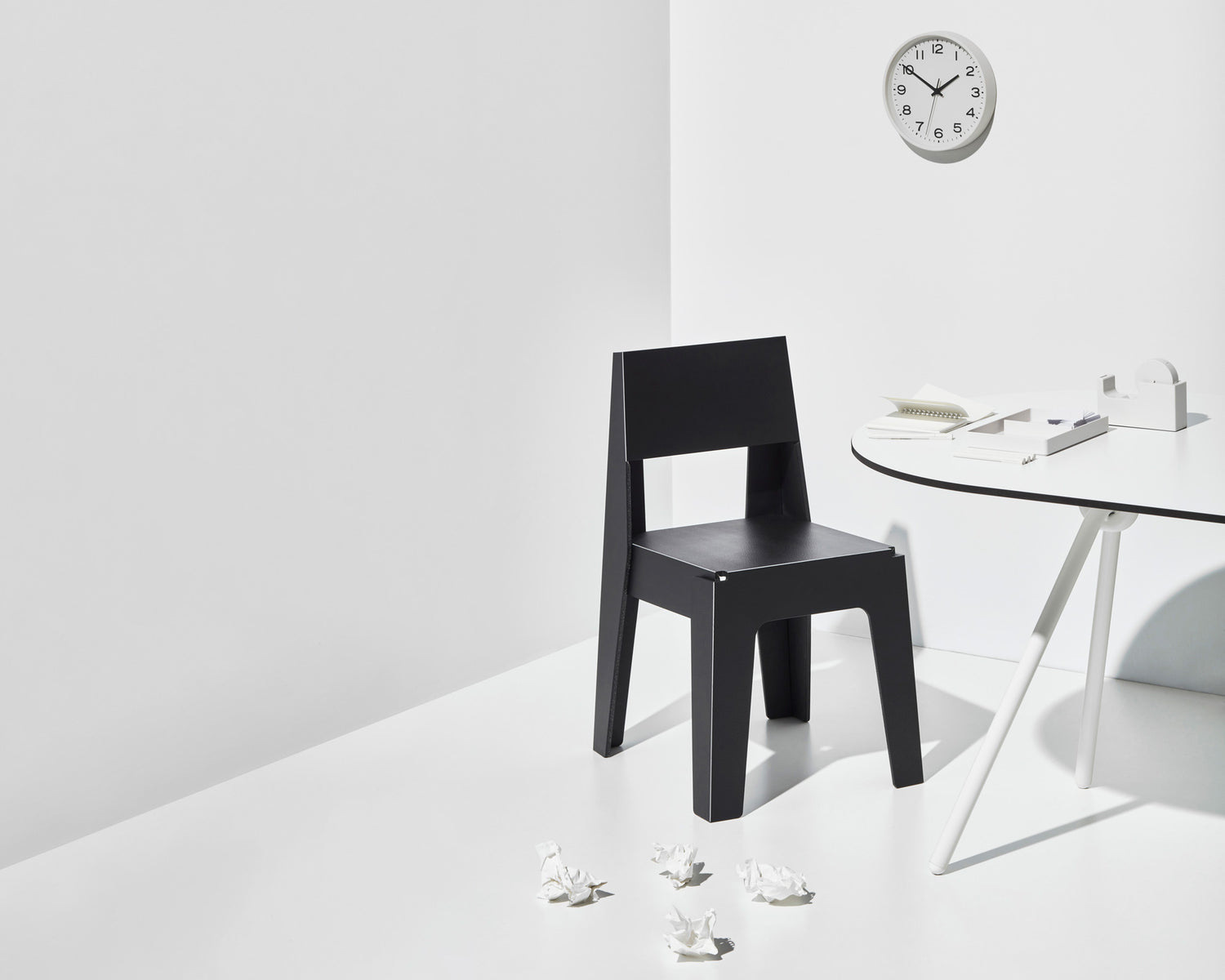 Black Butter Chair | Indoor Outdoor Waterproof Dining Chair | 80% Recycled Plastic | Nicholas Karlovasitis & Sarah Gibson | DesignByThem | Gallery