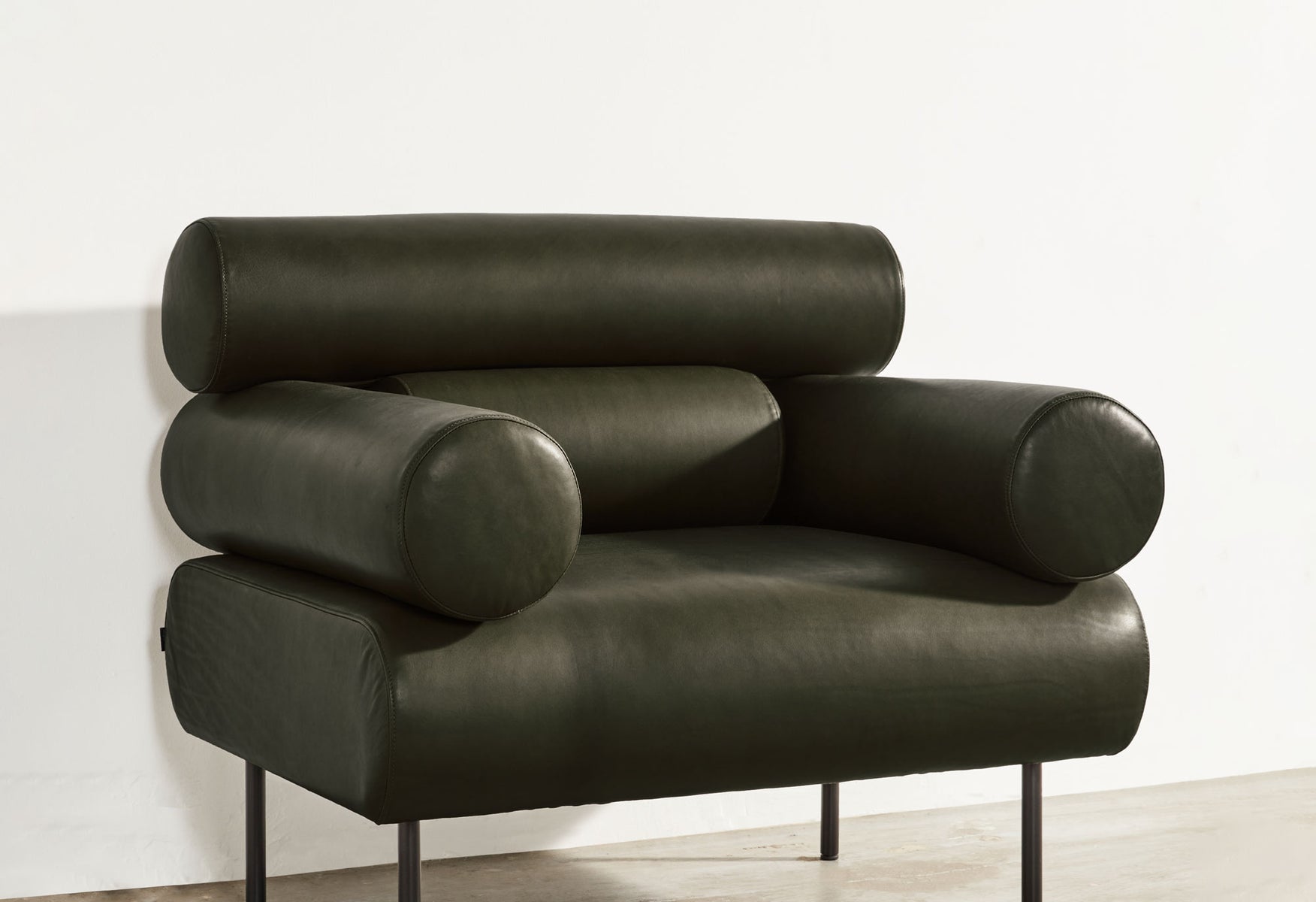 Cabin Armchair Olive Leather | Gibson Karlo | DesignByThem | Gallery