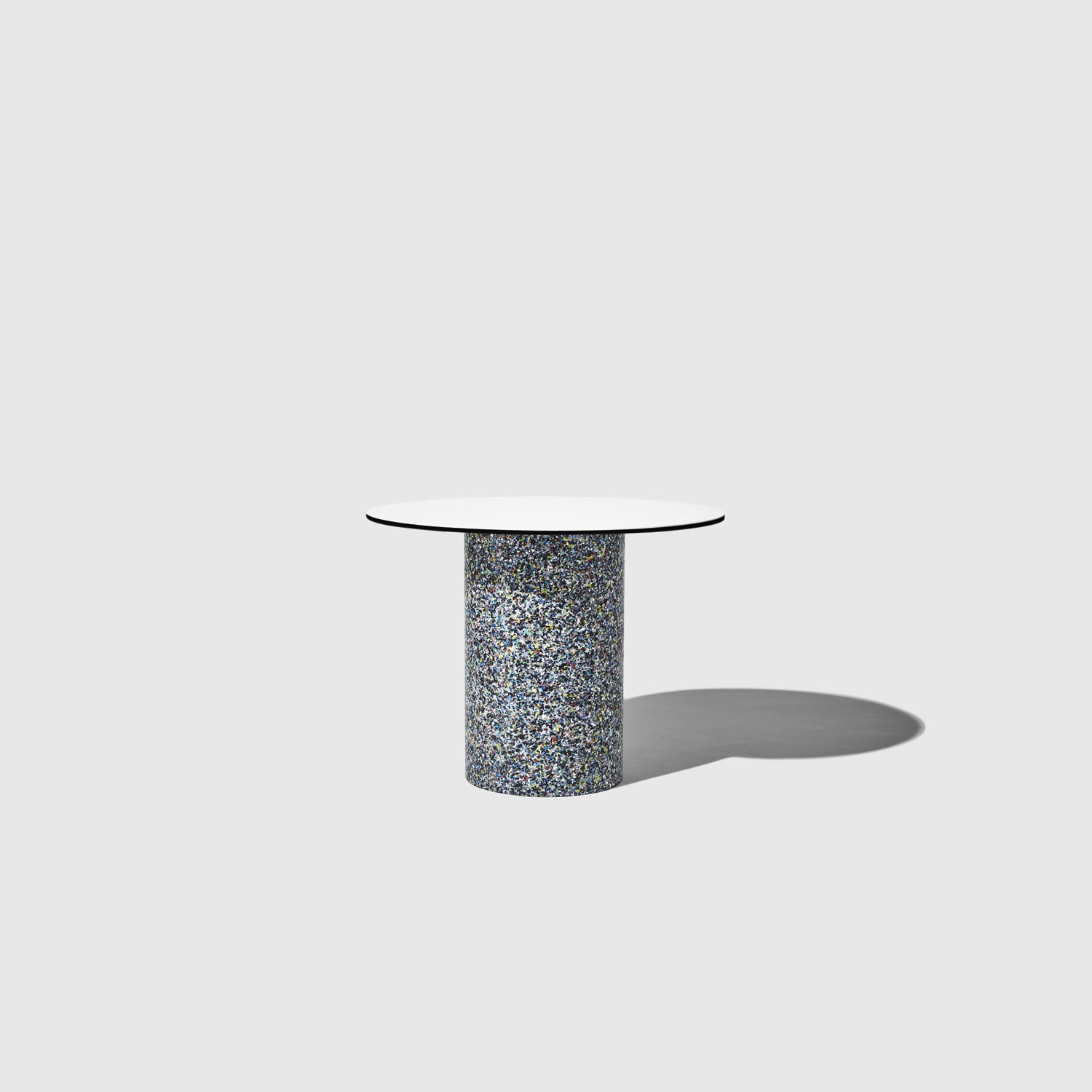 Confetti Round Dining Table | 100% Recycled Plastic Indoor/Outdoor Furniture Pedestal Base | DesignByThem | GibsonKarlo