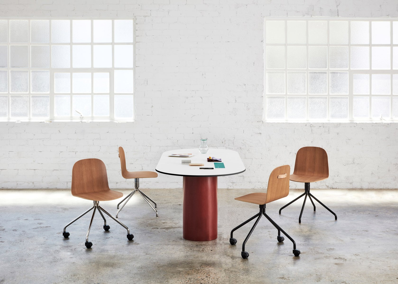 Dial Table - Pill and Potato Chair | Dining and Meeting Table | DesignByThem | Gallery 