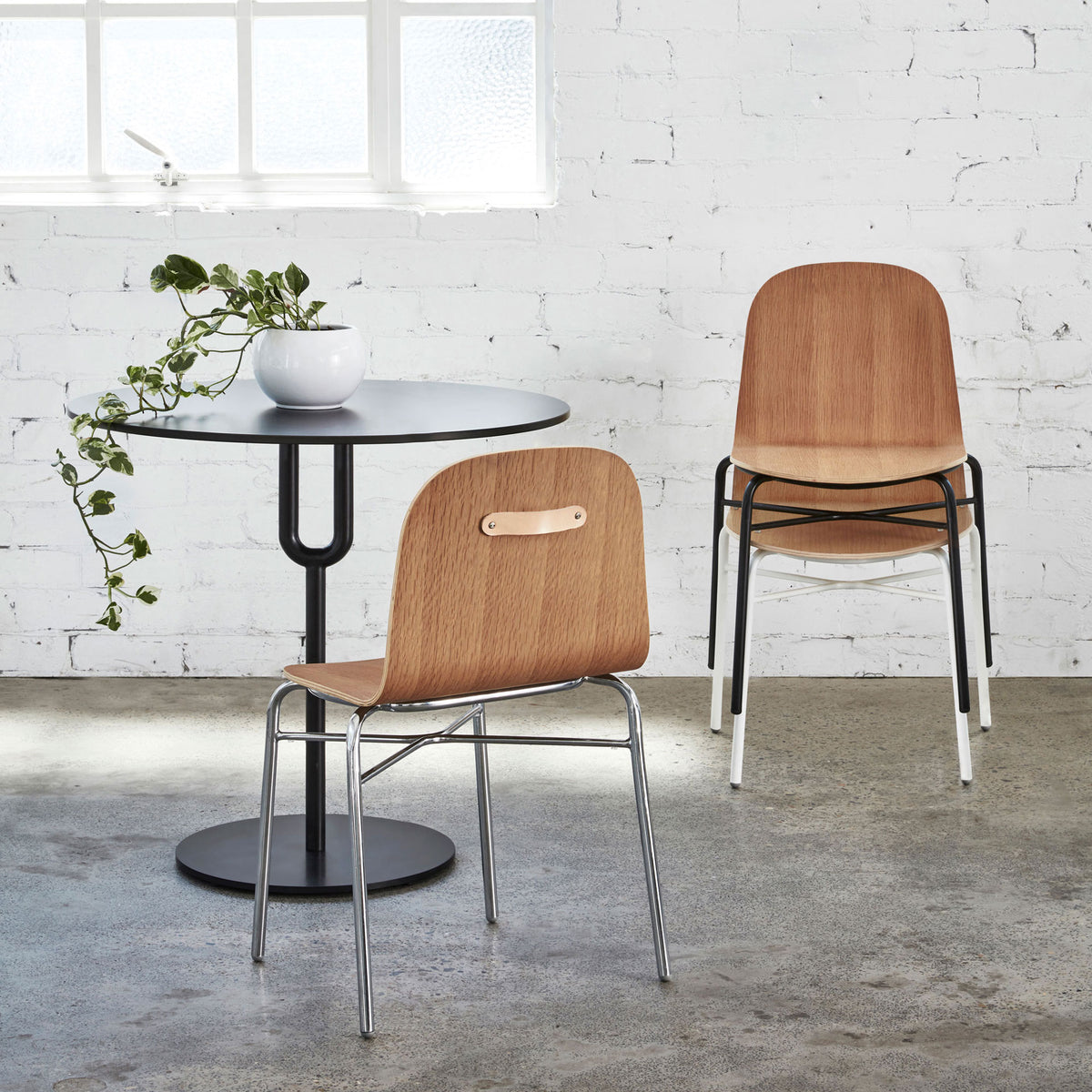 Piper Pedestal Table by Nicholas Karlovasitis & Sarah Gibson – Design ...